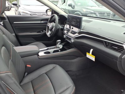 2025 Nissan Altima 2.5 SR