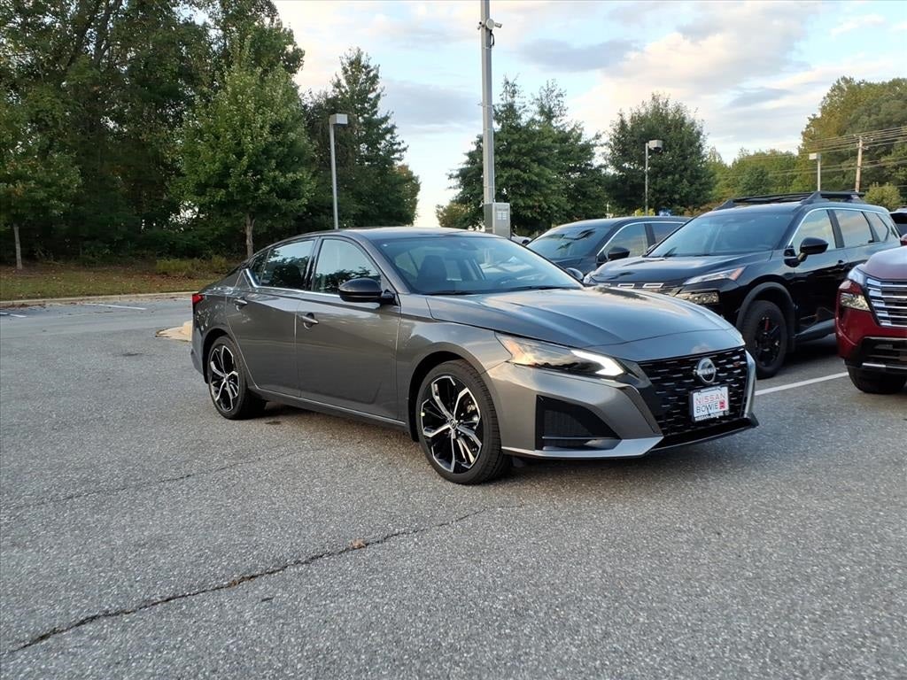 2025 Nissan Altima 2.5 SR