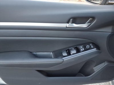 2025 Nissan Altima 2.5 SL