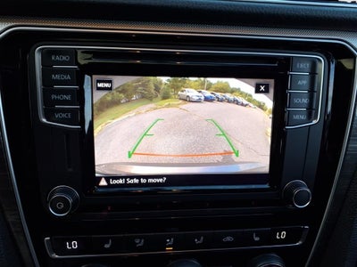 2018 Volkswagen Passat 2.0T SE w/Technology w/Technology