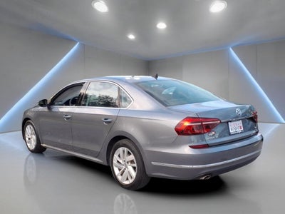 2018 Volkswagen Passat 2.0T SE w/Technology w/Technology
