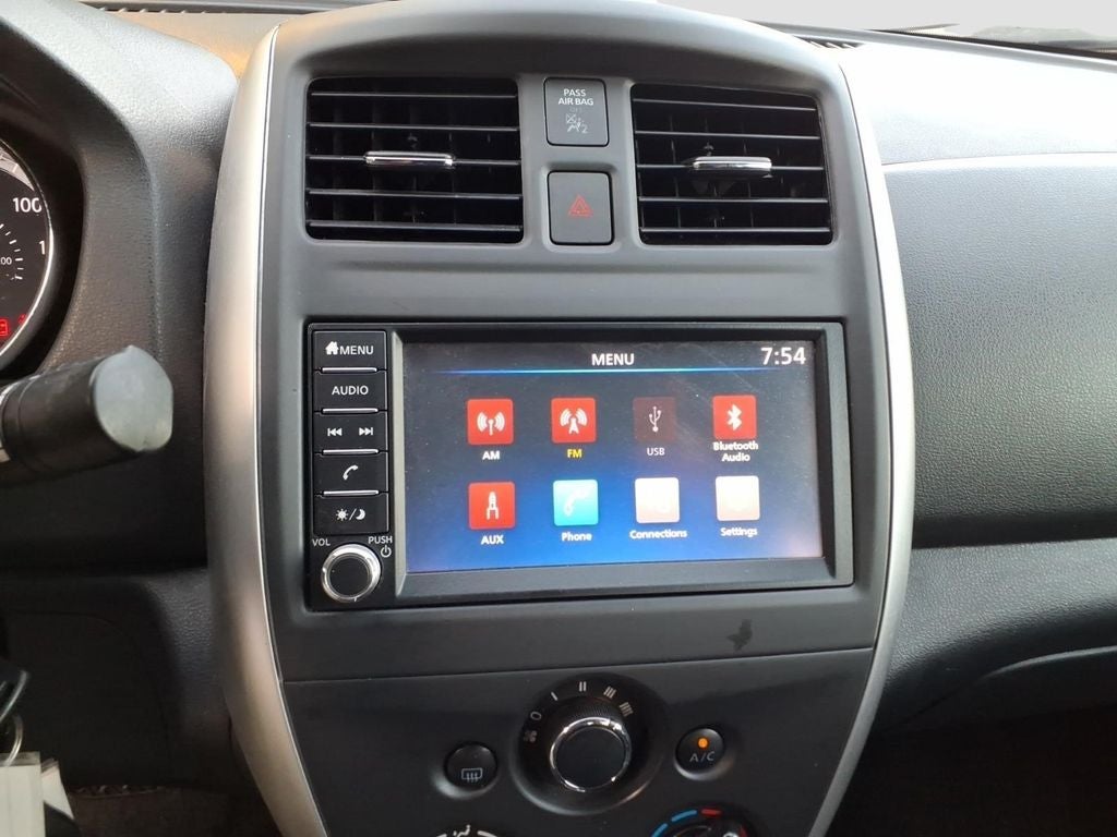 2019 Nissan Versa 1.6 SV
