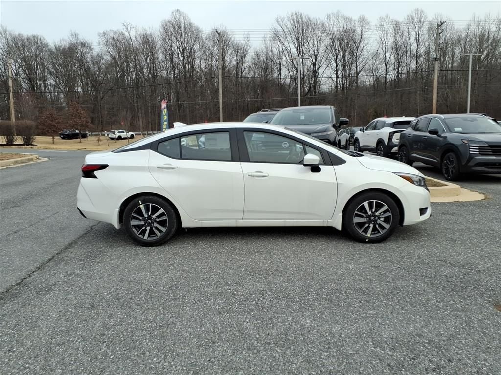 2025 Nissan Versa 1.6 SV