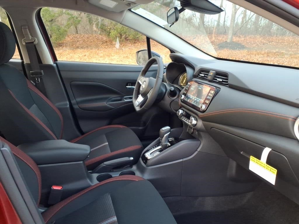 2025 Nissan Versa 1.6 SR