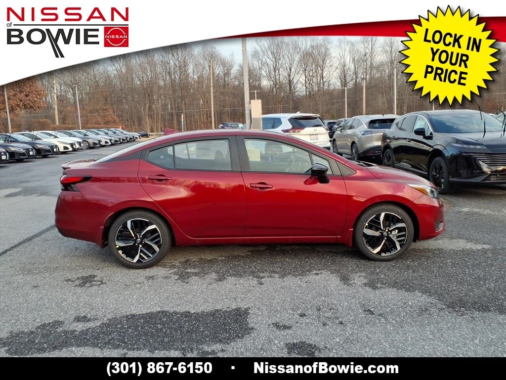 2025 Nissan Versa 1.6 SR