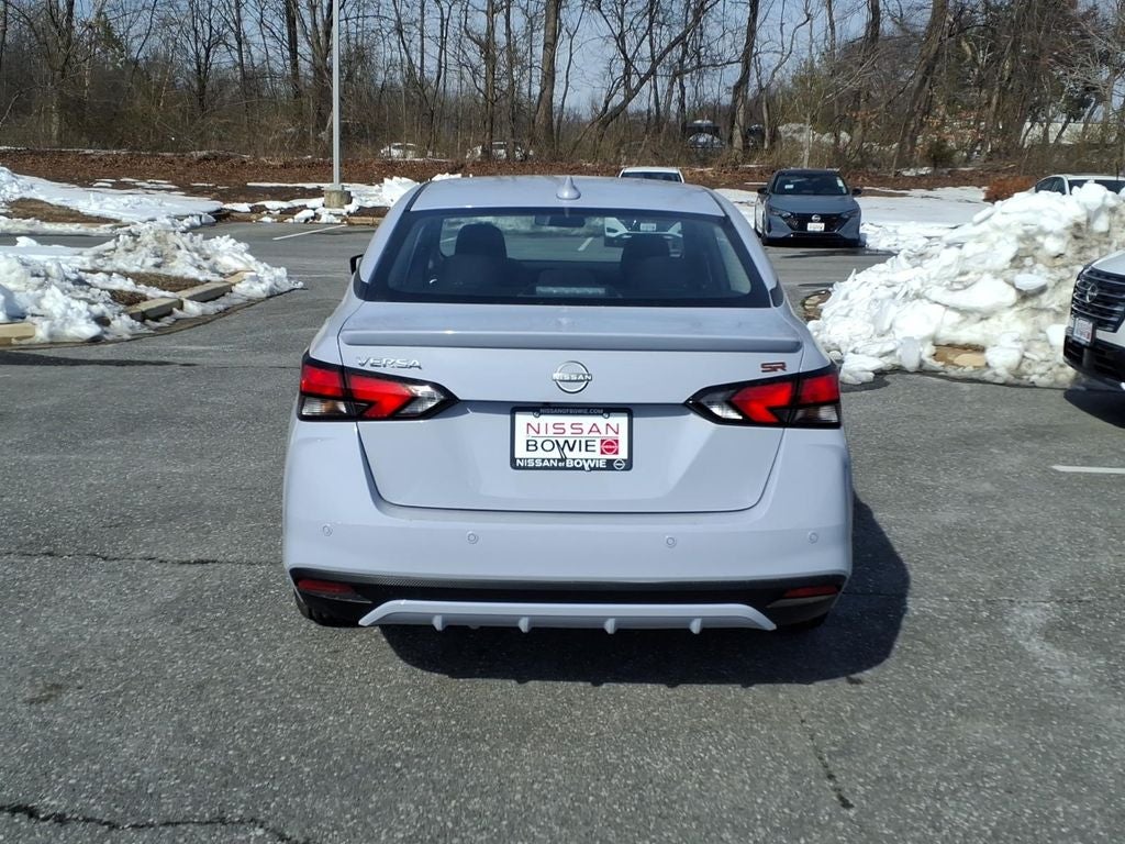 2025 Nissan Versa 1.6 SR