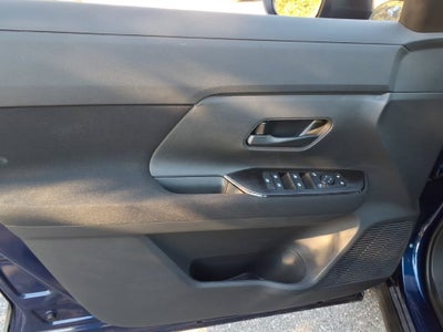 2027 Nissan Kicks S