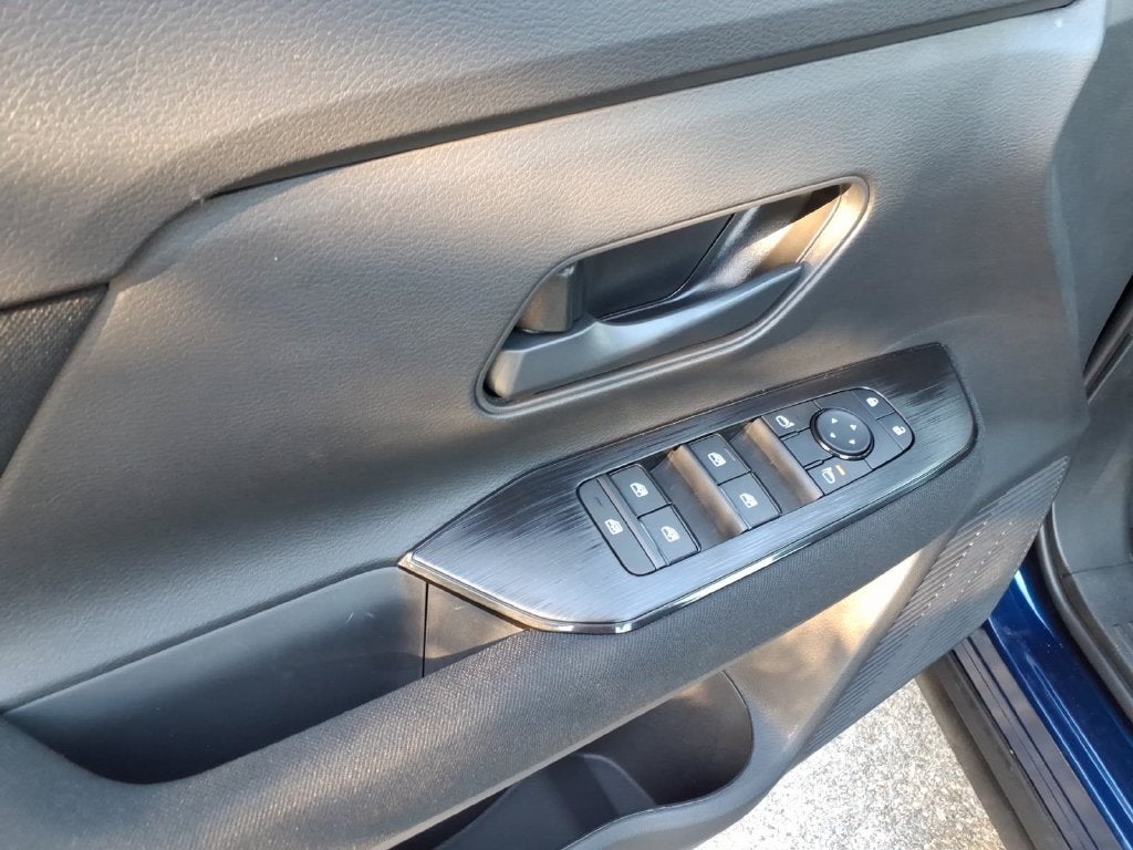 2027 Nissan Kicks S