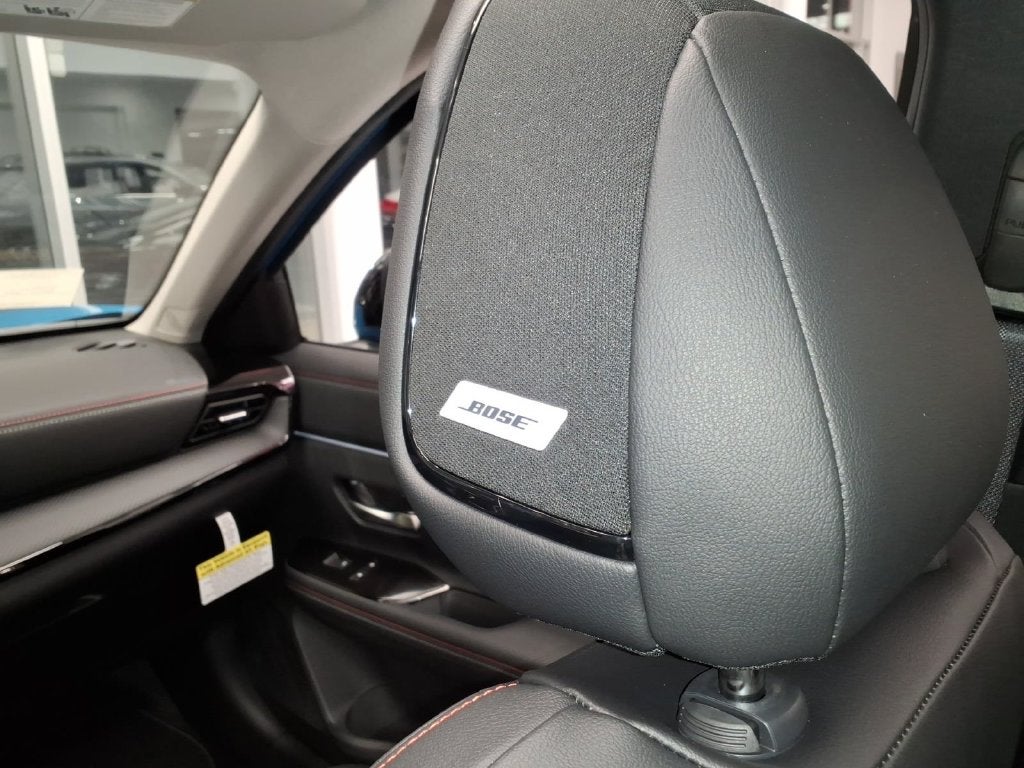 2027 Nissan Kicks SR