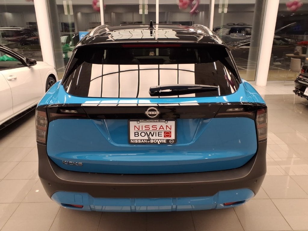 2027 Nissan Kicks SR