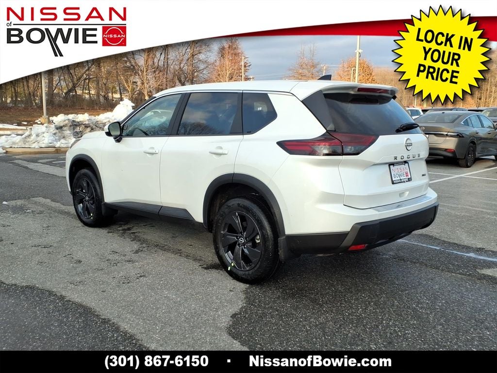 2026 Nissan Rogue SV