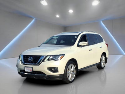 2018 Nissan Pathfinder SL