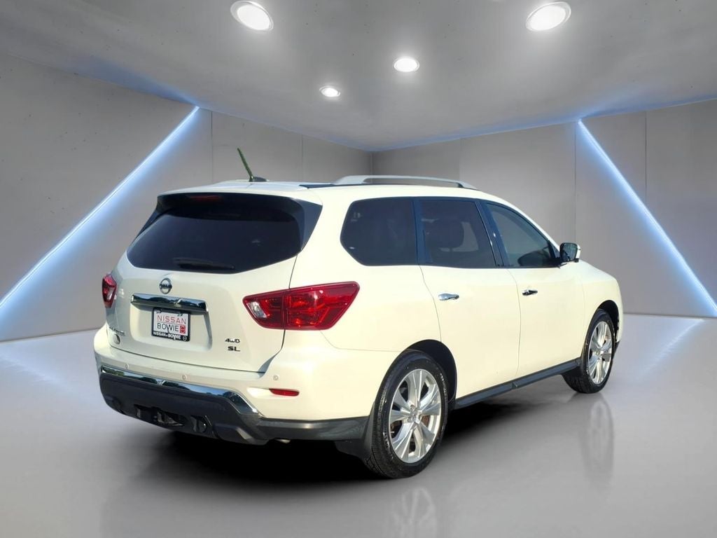 2018 Nissan Pathfinder SL