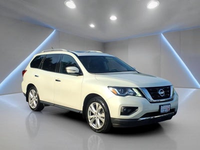 2018 Nissan Pathfinder SL