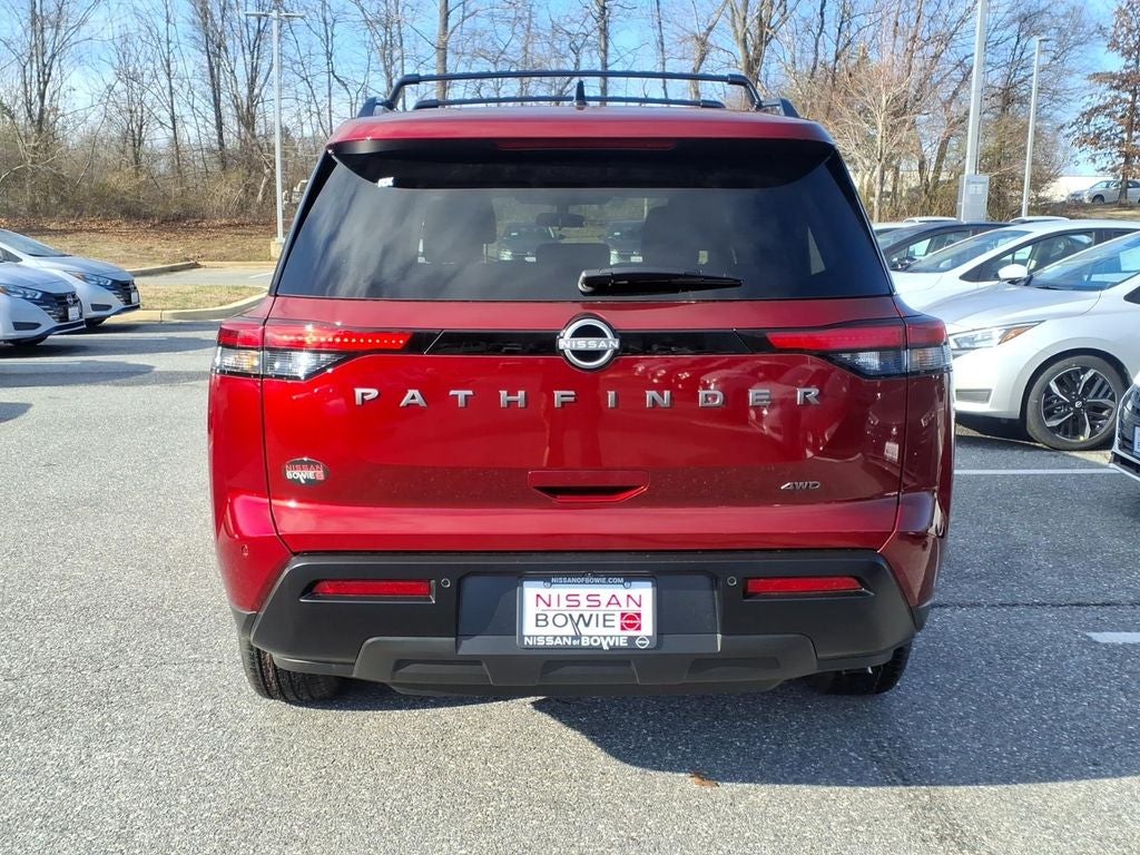 2026 Nissan Pathfinder SV