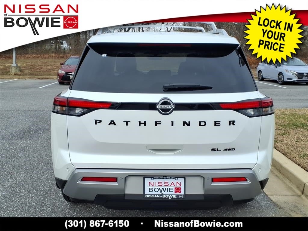 2025 Nissan Pathfinder SL