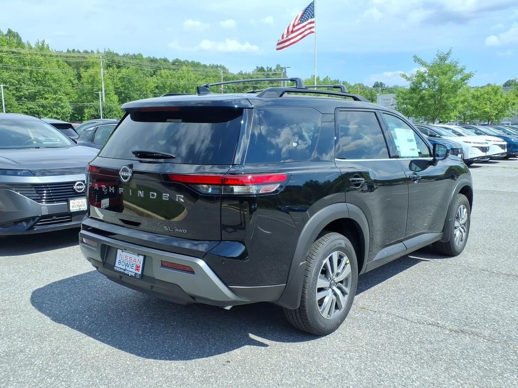 2026 Nissan Pathfinder SL