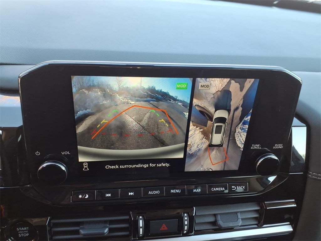 2025 Nissan Pathfinder Platinum