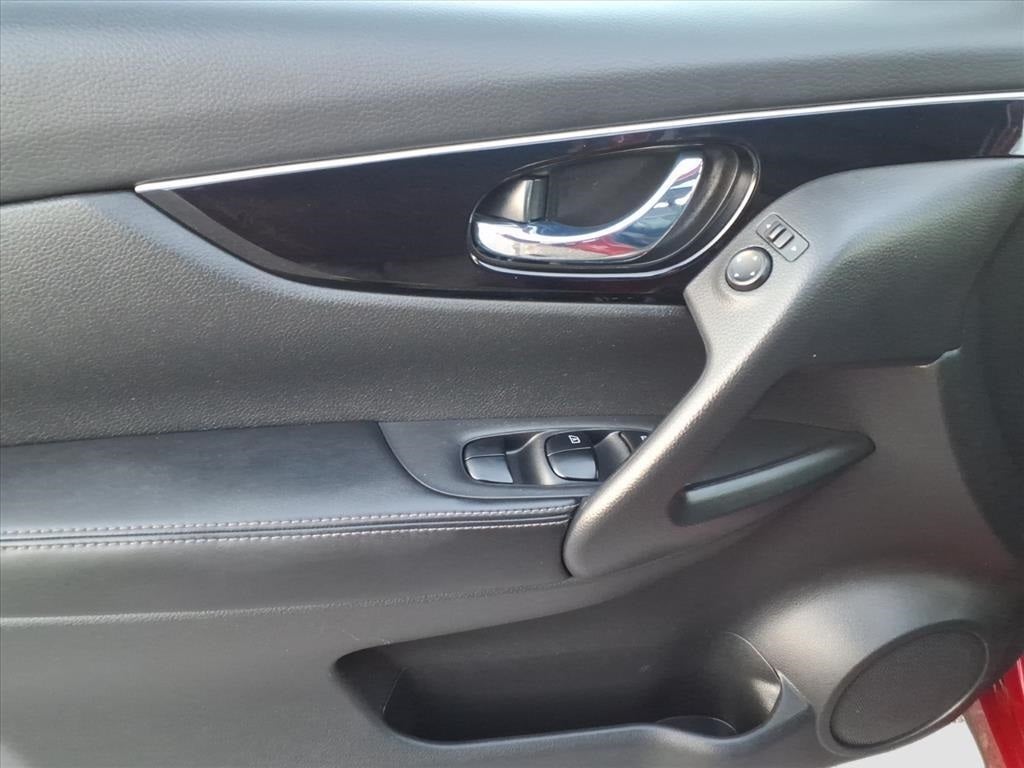 2017 Nissan Rogue Sport SL