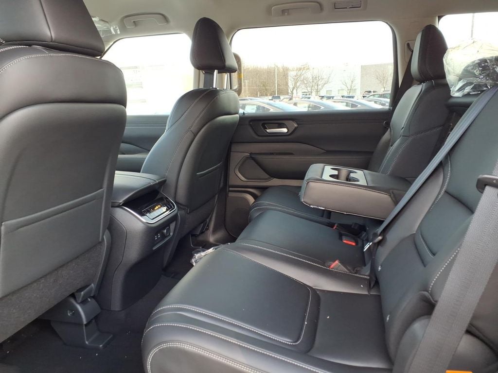 2026 Nissan Armada SV