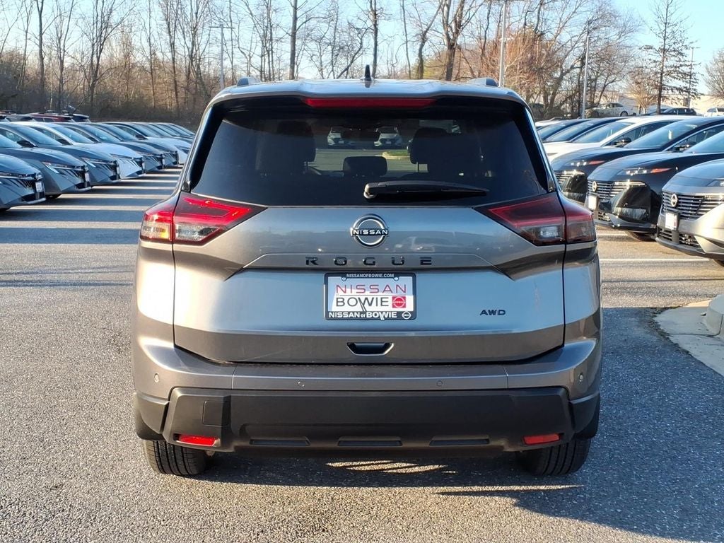 2026 Nissan Rogue Dark Armor