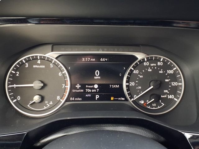 2025 Nissan Pathfinder SV