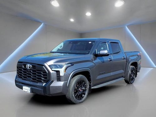 2022 Toyota Tundra 4WD SR5