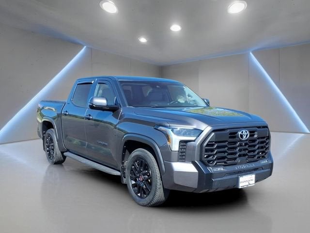2022 Toyota Tundra 4WD SR5