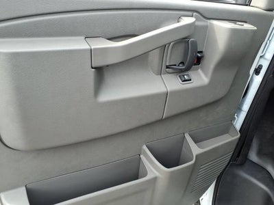 2026 Chevrolet Express Cutaway 3500 1WT