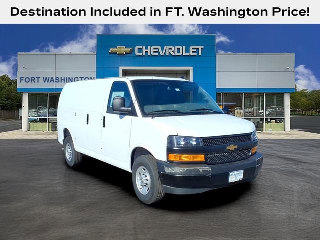 2025 Chevrolet Express Cargo WT
