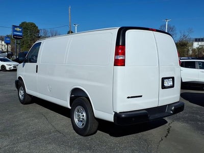 2025 Chevrolet Express Cargo WT