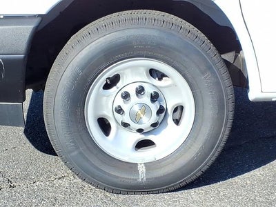 2025 Chevrolet Express Cargo WT