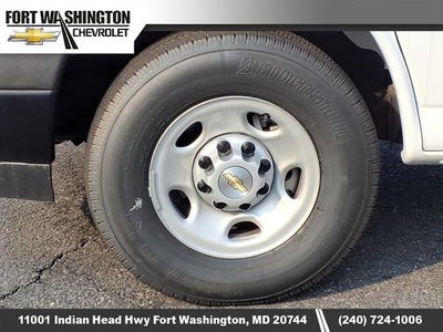 2025 Chevrolet Express Cargo WT