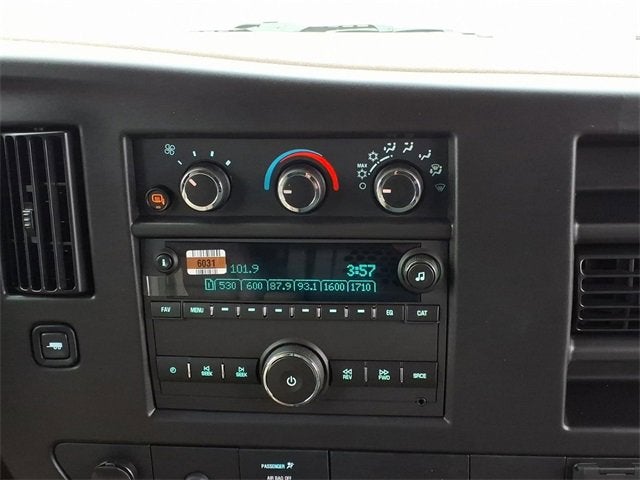 2025 Chevrolet Express Cargo 2500 WT