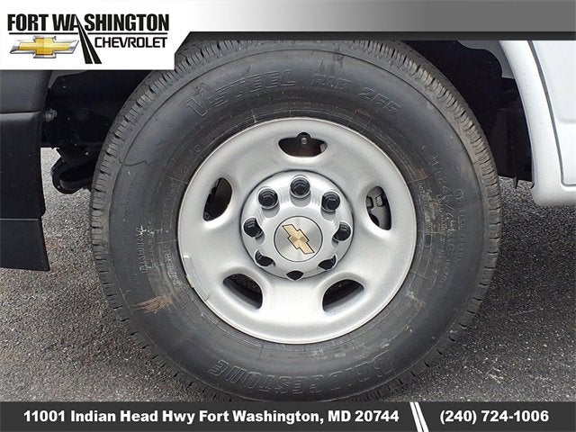 2025 Chevrolet Express Cargo 2500 WT