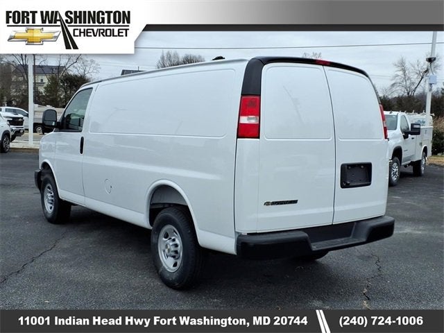 2025 Chevrolet Express Cargo 2500 WT