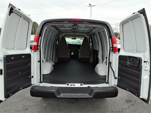 2025 Chevrolet Express Cargo 2500 WT