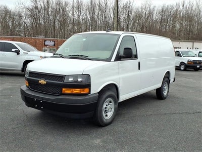 2025 Chevrolet Express Cargo 2500 WT