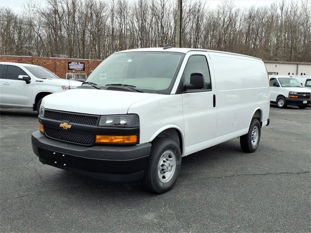 2025 Chevrolet Express Cargo 2500 WT