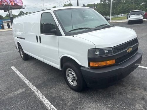2025 Chevrolet Express Cargo WT