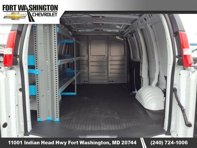 2025 Chevrolet Express Cargo WT