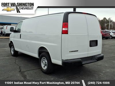 2025 Chevrolet Express Cargo WT