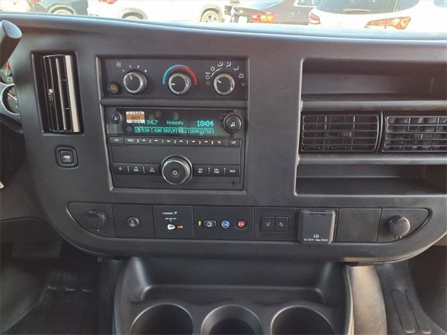 2025 Chevrolet Express Cargo 3500 WT