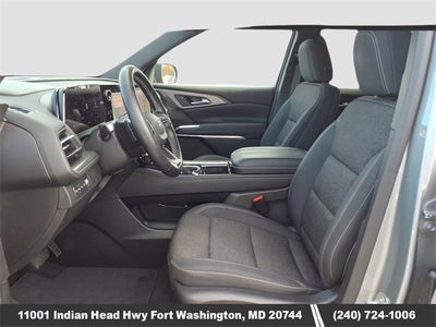 2024 Chevrolet Traverse LT