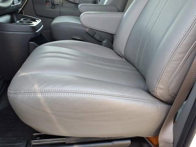 2026 Chevrolet Express Cutaway 3500 1WT