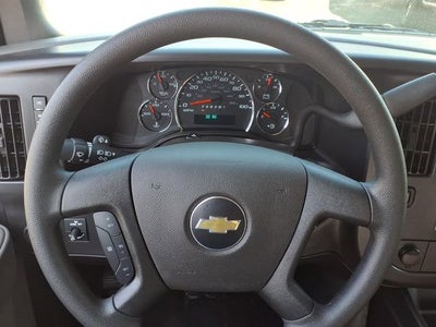 2026 Chevrolet Express Cutaway 3500 1WT