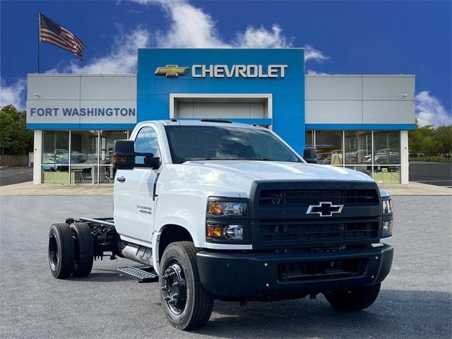 2024 Chevrolet Silverado 5500 HD Work Truck