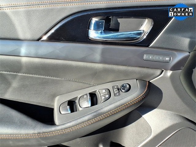 2023 Nissan Maxima SR