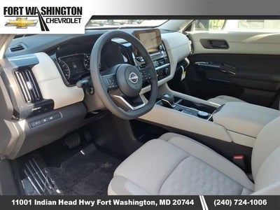 2025 Nissan Pathfinder SV 4WD