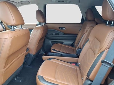 2024 Nissan Pathfinder Platinum 4WD